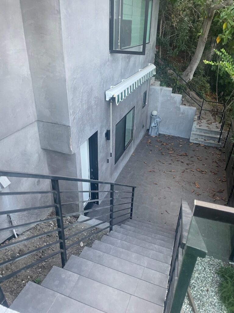 Emergency Call in Beverly Hills — before