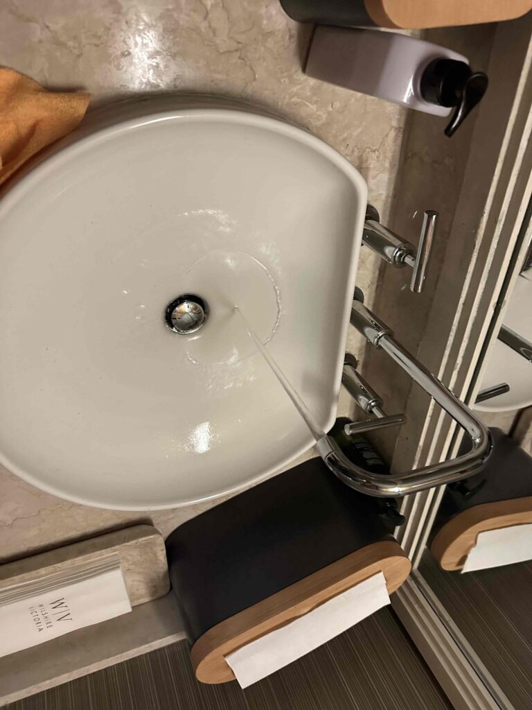 Fixture Install in Los Angeles — detail 2