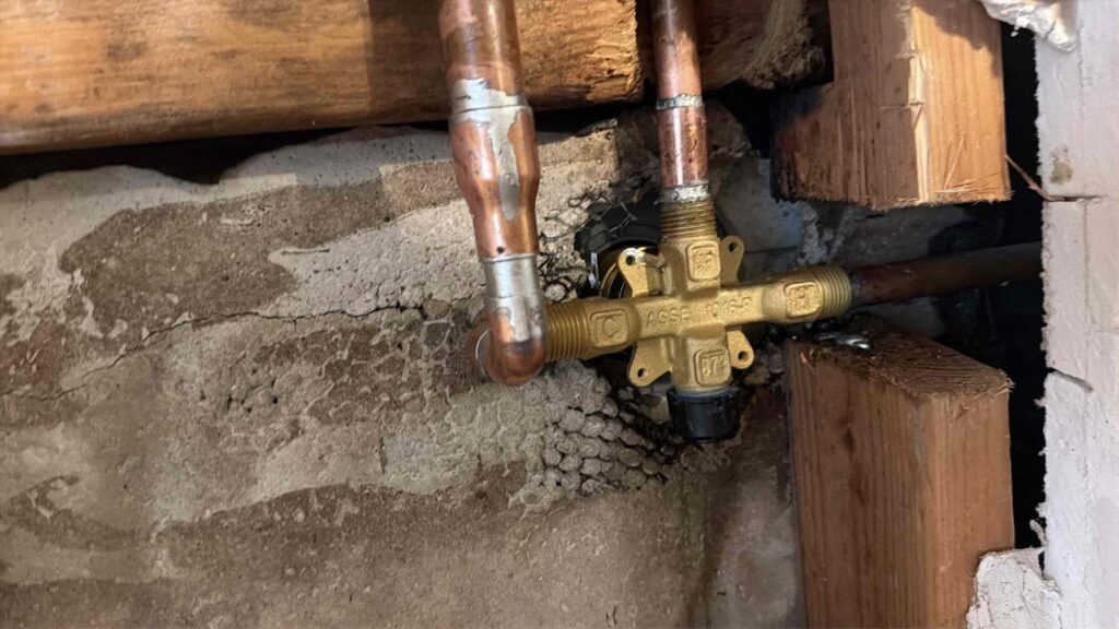 Leaky Faucet in Los Angeles — before