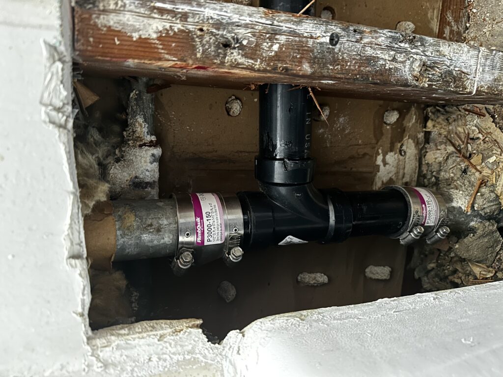 Clogged Drain in Playa Del Ray — detail 2