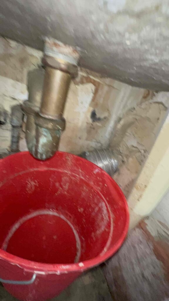 Clogged Drain in Reseda  — detail 2