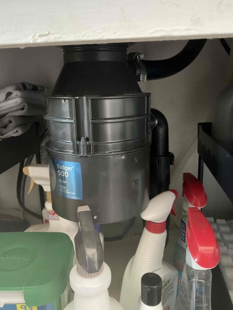 Garbage Disposal in Van Nuys — detail 3