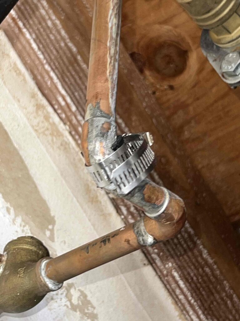 Emergency Call in West Hills — detail 3